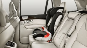 Volvo Kindersitz/Gurtsitz Isofix (15-36 kg /ca.3 -10 Jahre)